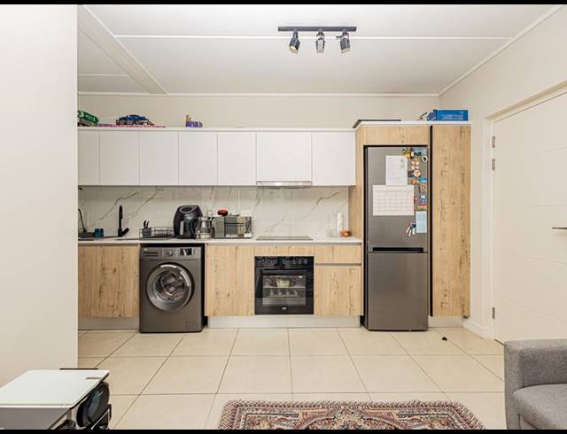 1 BEDROOM APARTMENT FOR SALE IN RICHWOOD